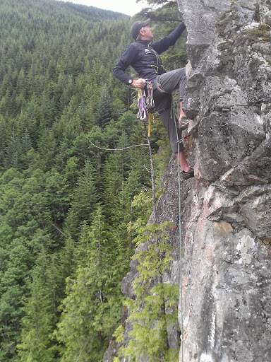 Outdoor Sports Store «Pro Ski and Mountain Service», reviews and photos, 108 W North Bend Way, North Bend, WA 98045, USA