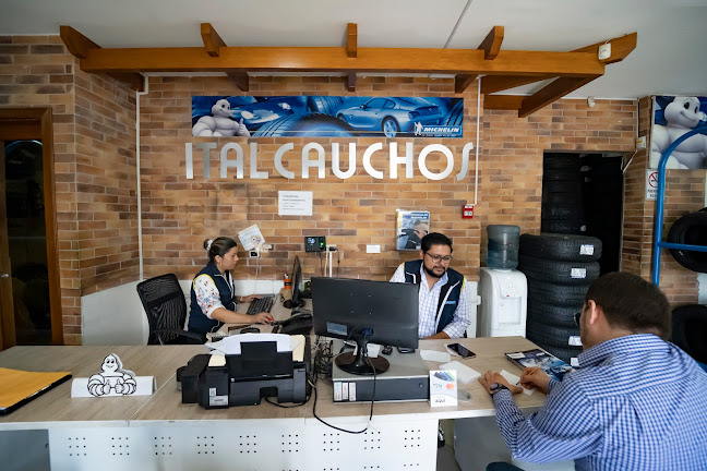 Opiniones de Italcauchos Tumbaco Michelin Bf Goodrich en Quito - Tienda de neumáticos