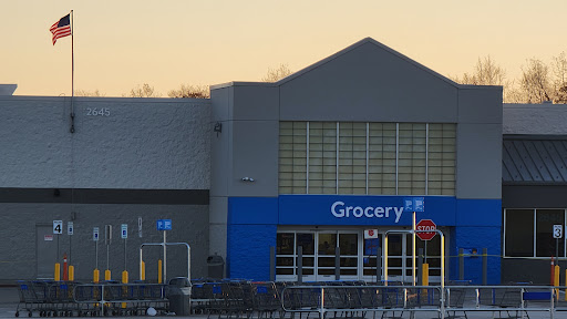 Department Store «Walmart Supercenter», reviews and photos, 2645 Blairs Ferry Rd NE, Cedar Rapids, IA 52402, USA
