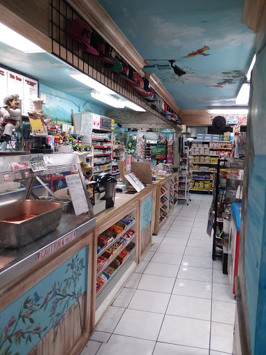Los Pancho Market & Restaurant