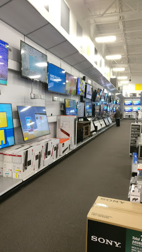 Electronics Store «Best Buy», reviews and photos, 3549 W Shore Dr, Holland, MI 49424, USA