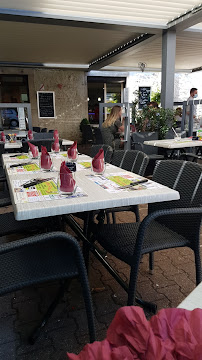 Atmosphère du Restaurant O'Mil'Pâtes à Châtillon-sur-Seine - n°1