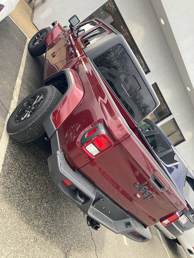 Jeep Dealer «Central Jeep Chrysler Dodge RAM of Raynham», reviews and photos, 191 US-44, Raynham, MA 02767, USA
