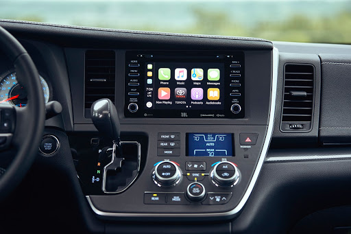 Car Dealer «Toyota of Muncie», reviews and photos, 3311 N Nebo Rd, Muncie, IN 47304, USA