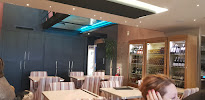 Atmosphère du Restaurant de fruits de mer Le Roy René - Restaurant Marseille - n°10