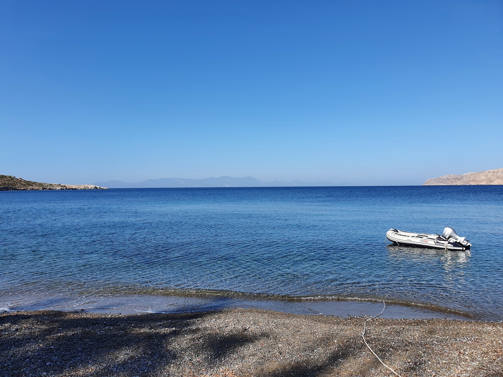 Paralia Plaka'in fotoğrafı doğal alan içinde bulunmaktadır
