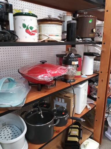 Non-Profit Organization «Second Hand Rose Resale Shop», reviews and photos