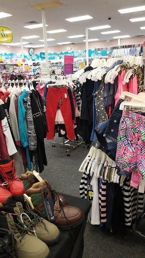 Clothing Store «Citi Trends», reviews and photos, 5117 Fenton Rd, Flint, MI 48507, USA