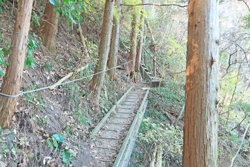 薩埵山砦跡