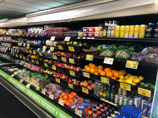 Grocery Store «Plumb Corner Market», reviews and photos, 565 Rounseville Rd # 6, Rochester, MA 02770, USA