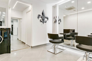 HC Salon Firenze image