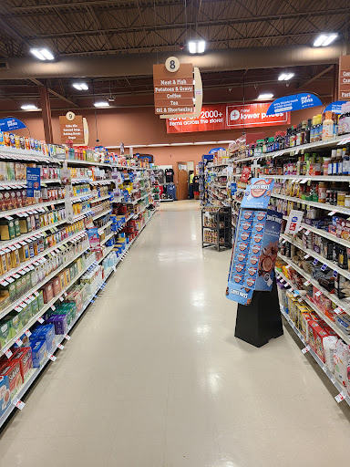 Supermarket «Giant Eagle Supermarket», reviews and photos, 108 W Main St, Louisville, OH 44641, USA