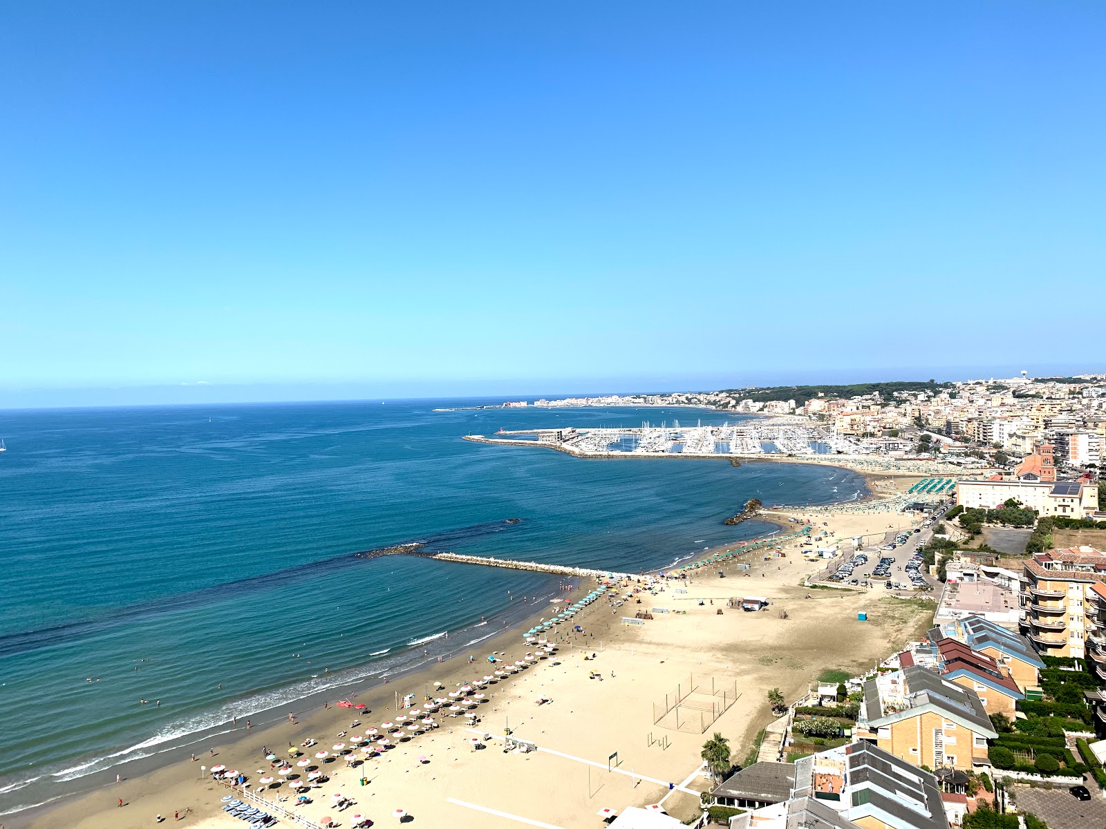 Nettuno Beach'in fotoğrafı kısmen tatil bölgesi