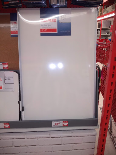 Office Supply Store «Staples», reviews and photos, 5950 Mayfield Rd, Mayfield Heights, OH 44124, USA