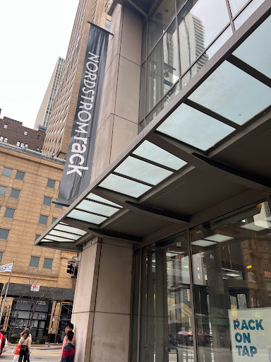 Department Store «Nordstrom Rack Chicago Avenue», reviews and photos, 101 E Chicago Ave, Chicago, IL 60611, USA