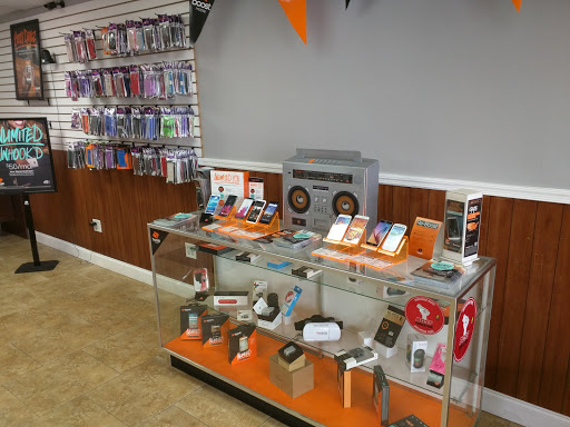 Telecommunications Service Provider «Boost Mobile Store by JM Cell LLC», reviews and photos, 105 S Federal Hwy #4, Dania Beach, FL 33004, USA