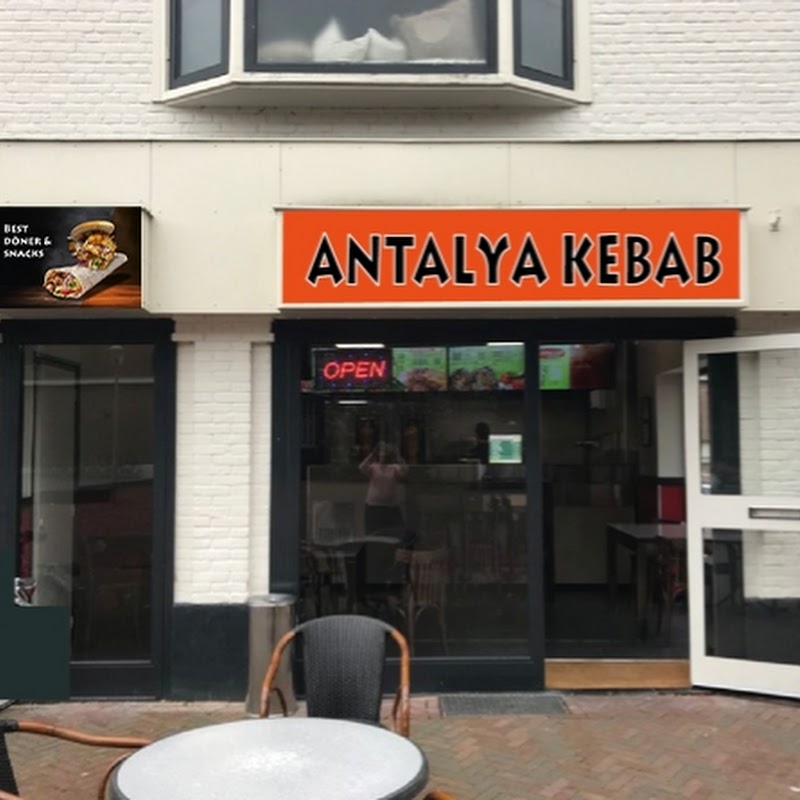 Antalya Kebab Turkse broodjes en Schotels