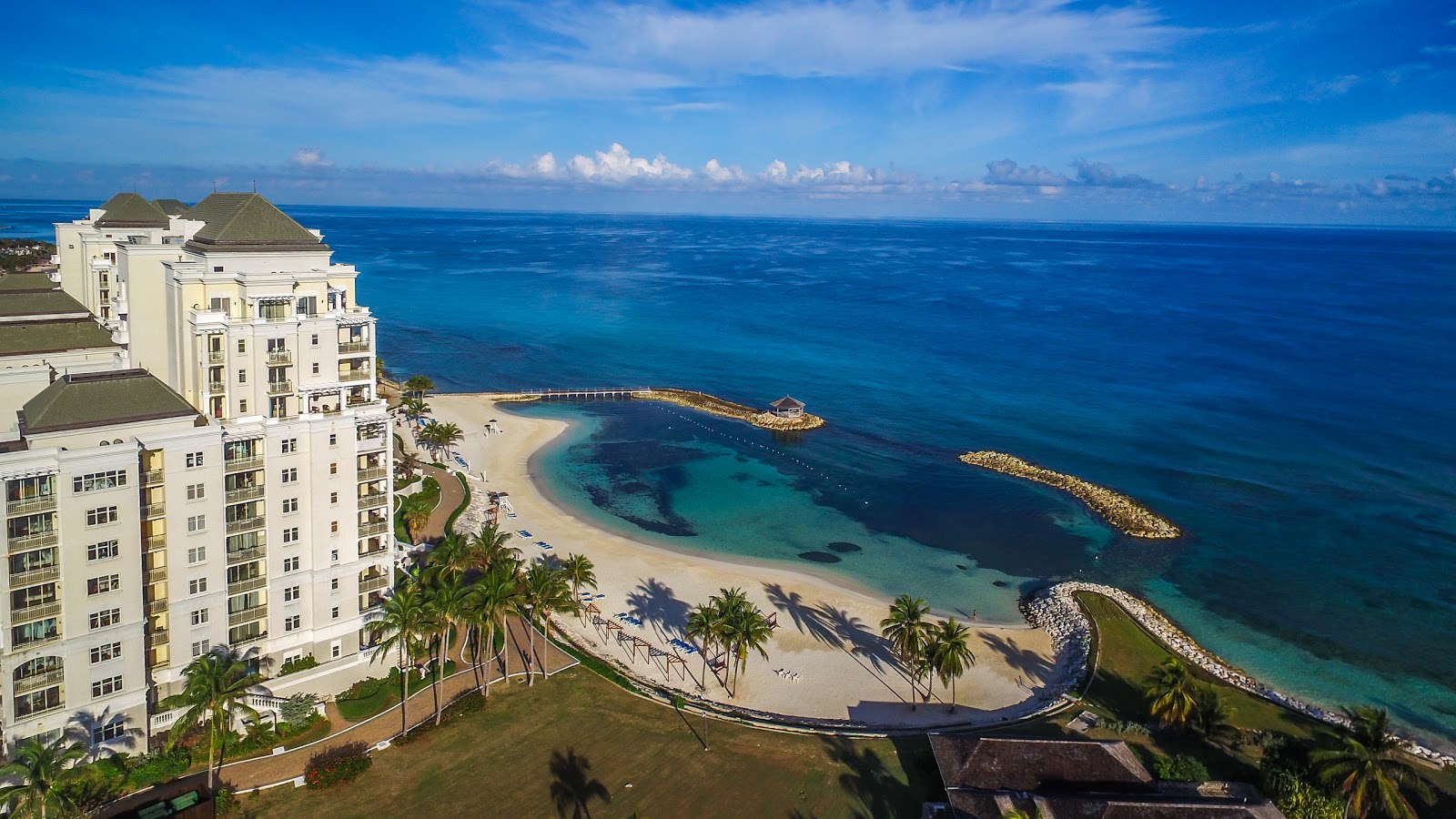 Jewel Grande Montego Bay beach (Jewel Grande beach) 🏖️, (Jamaica) see