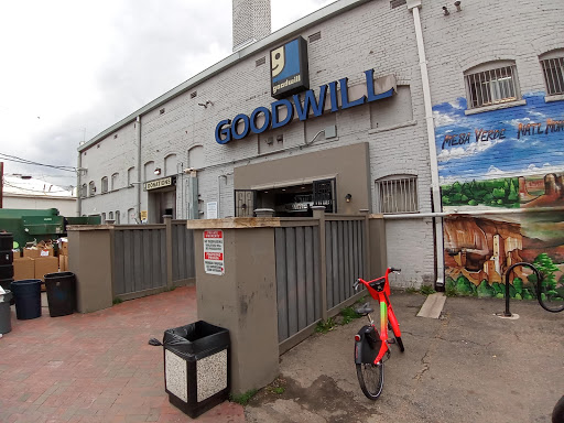 Thrift Store «Goodwill Denver - Broadway», reviews and photos, 21 S Broadway, Denver, CO 80209, USA