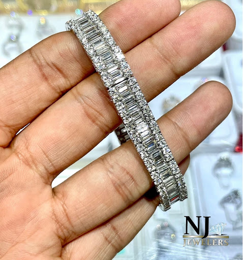 Wholesale Jeweler «N J Jewelers Inc», reviews and photos, 2201 N 10th St, McAllen, TX 78501, USA