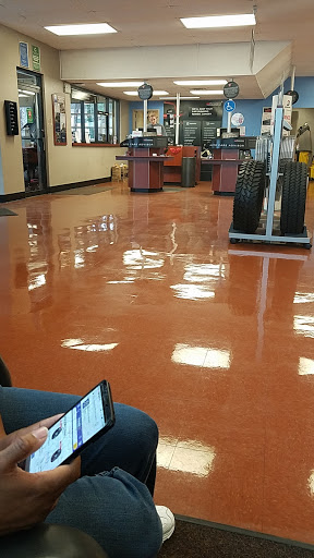 Tire Shop «Firestone Complete Auto Care», reviews and photos, 13815 Warwick Blvd, Newport News, VA 23602, USA