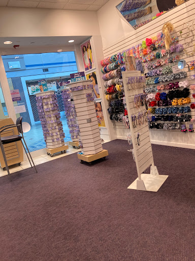 Shopping Mall «Enfield Square», reviews and photos, 90 Elm St, Enfield, CT 06082, USA