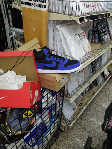 Clothing Store «V.I.M.», reviews and photos, 863 Broad St, Newark, NJ 07102, USA