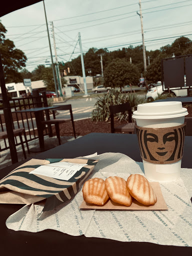 Coffee Shop «Starbucks», reviews and photos, 538 Boston Post Rd, Orange, CT 06477, USA