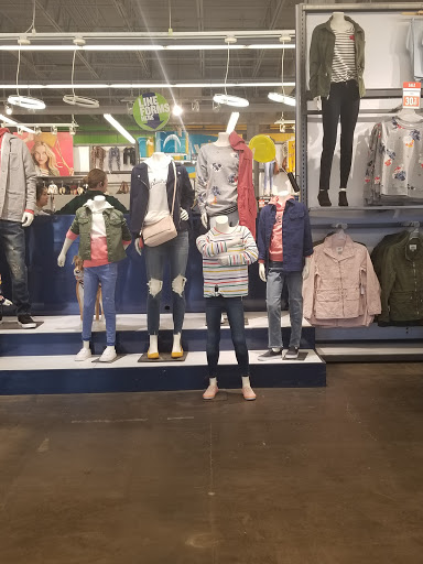 Clothing Store «Old Navy», reviews and photos, 1250 S Washington St, North Attleborough, MA 02760, USA