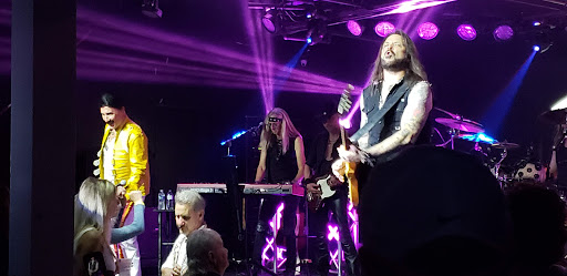 Bar & Grill «The Dog House Bar & Grill», reviews and photos, 2029 Woodlynn Ave, St Paul, MN 55109, USA