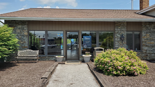 Car Dealer «Hershey Motors», reviews and photos, 3370 Lincoln Hwy, Parkesburg, PA 19365, USA