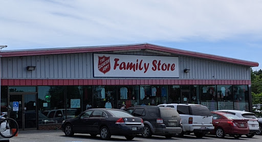 Thrift Store «Salvation Army Family Store», reviews and photos, 585 Broadway, Bangor, ME 04401, USA