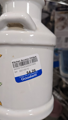 Thrift Store «Goodwill Industries McHenry», reviews and photos, 2006 N Richmond Rd, McHenry, IL 60051, USA