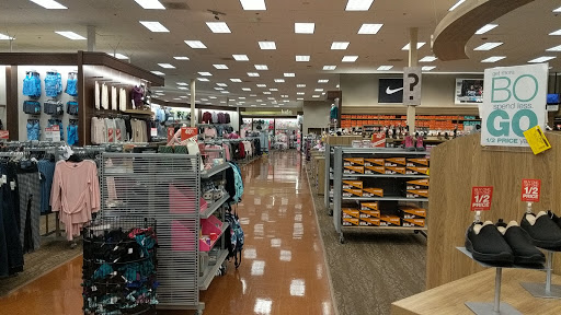 Grocery Store «Fred Meyer», reviews and photos, 19200 SW Martinazzi Ave, Tualatin, OR 97062, USA