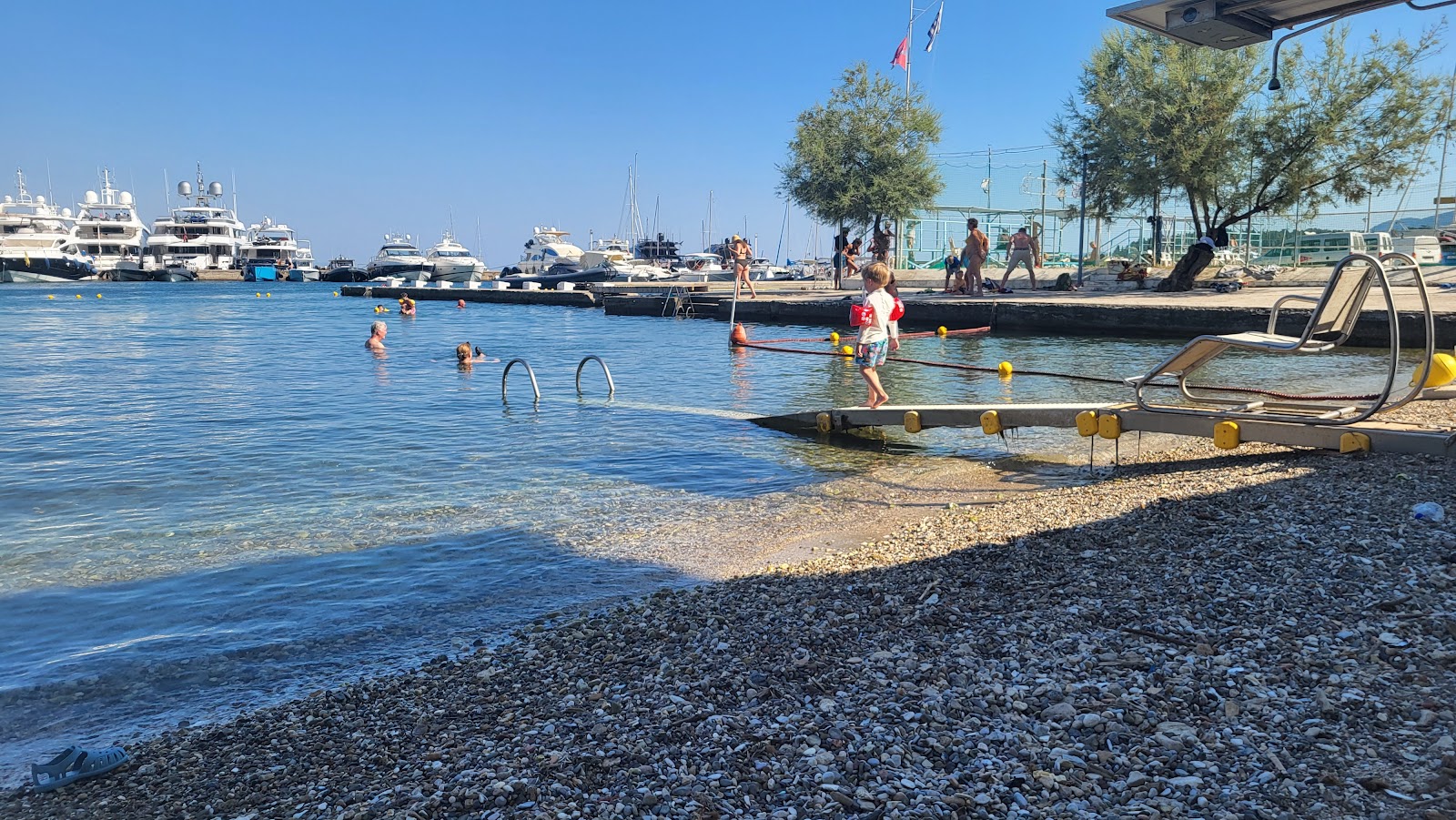 Naok Azur - Corfu Beach'in fotoğrafı ve yerleşim