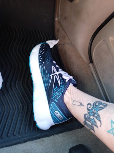 Running Store «Running Soles, LLC», reviews and photos, 16 Public Square, Elizabethtown, KY 42701, USA