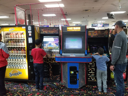 Bowling Alley «Homefield Bowl», reviews and photos, 938 Saw Mill River Rd, Yonkers, NY 10710, USA