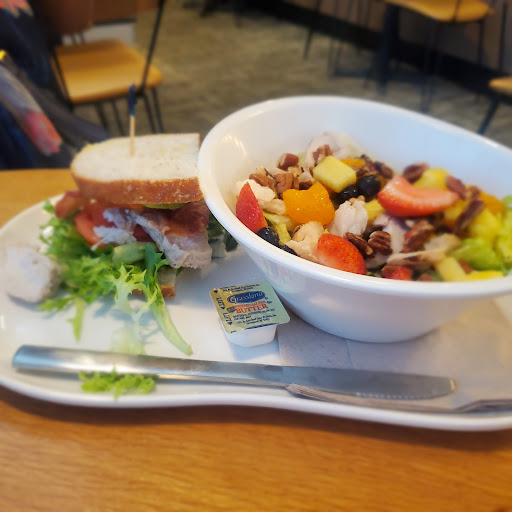 Sandwich Shop «Panera Bread», reviews and photos, 17250 Southcenter Pkwy, Tukwila, WA 98188, USA