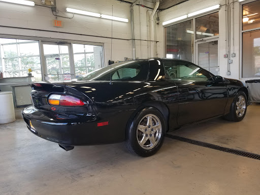 Car Detailing Service «Route 38 Auto Wash & Detail», reviews and photos, 200 W Roosevelt Rd, Lombard, IL 60148, USA