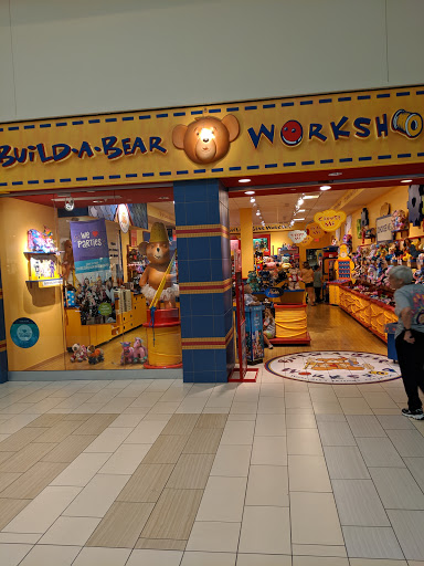 Shopping Mall «Richland Mall», reviews and photos, 6001 W Waco Dr #314, Waco, TX 76710, USA