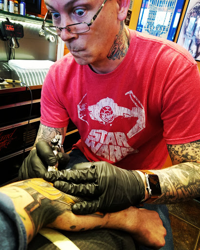 Tattoo Shop «Wonderland Tattoo Studio», reviews and photos, 23531 Little Mack Ave, St Clair Shores, MI 48080, USA