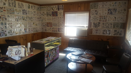 Tattoo Shop «Twisted Inks», reviews and photos, 304 Ridge St A, Charlottesville, VA 22902, USA