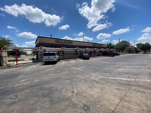 Pirate's Cove Car Wash en San Antonio
