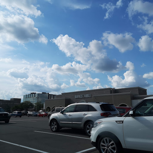 Book Store «Barnes & Noble Booksellers The Shops at River Crossing», reviews and photos, 8675 River Crossing Blvd, Indianapolis, IN 46240, USA