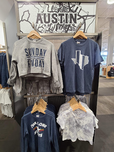 Shoe Store «DSW Designer Shoe Warehouse», reviews and photos, 10515 N Mopac Expy, Austin, TX 78759, USA