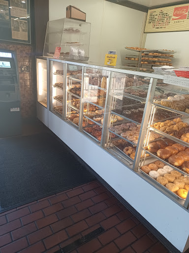Donut Shop «Donut Wheel», reviews and photos, 10250 N De Anza Blvd, Cupertino, CA 95014, USA