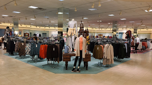 Department Store «Von Maur», reviews and photos, 10010 California St, Omaha, NE 68114, USA