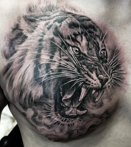 Tattoo Shop «Da Wei Tattoo», reviews and photos, 1053 E El Camino Real, Sunnyvale, CA 94087, USA