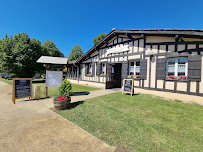 Photos du propriétaire du Restaurant français L’Auberge du Born à Saint-Julien-en-Born - n°3