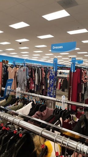 Clothing Store «Ross Dress for Less», reviews and photos, 2801 Wilma Rudolph Blvd, Clarksville, TN 37040, USA